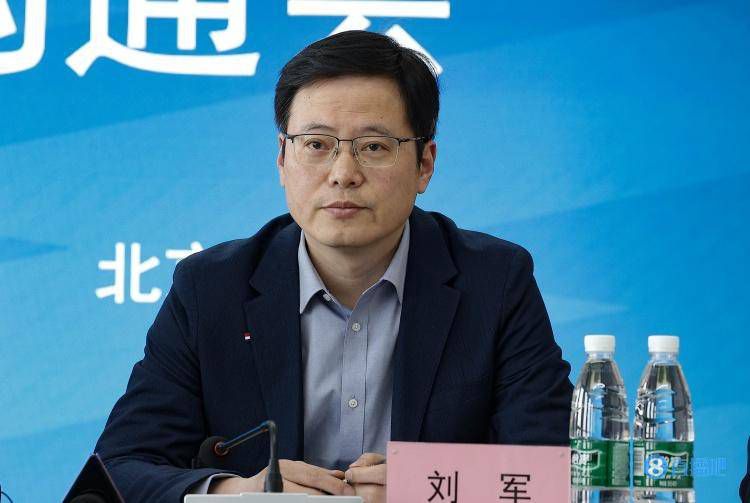 那些谨慎思啊、小纠结啊、小苍茫啊、小羞怯啊，真是过了这个村就没这个店了。